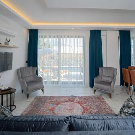 Hotel Parla 1 / 4*